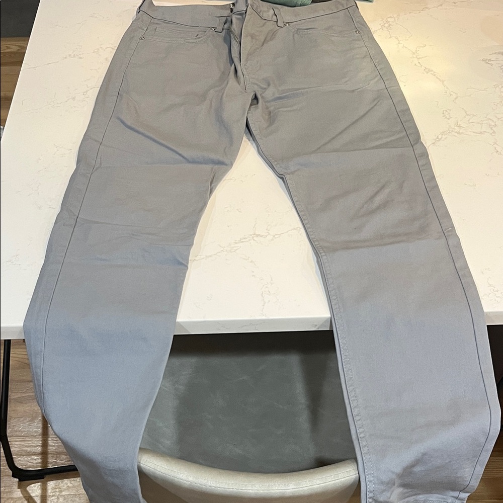 H&M Gray Pants (32x32)